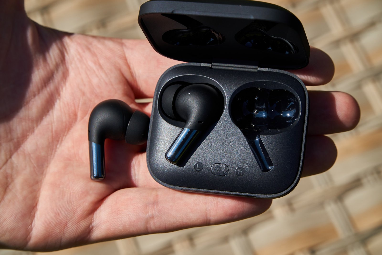 OnePlus Buds Pro