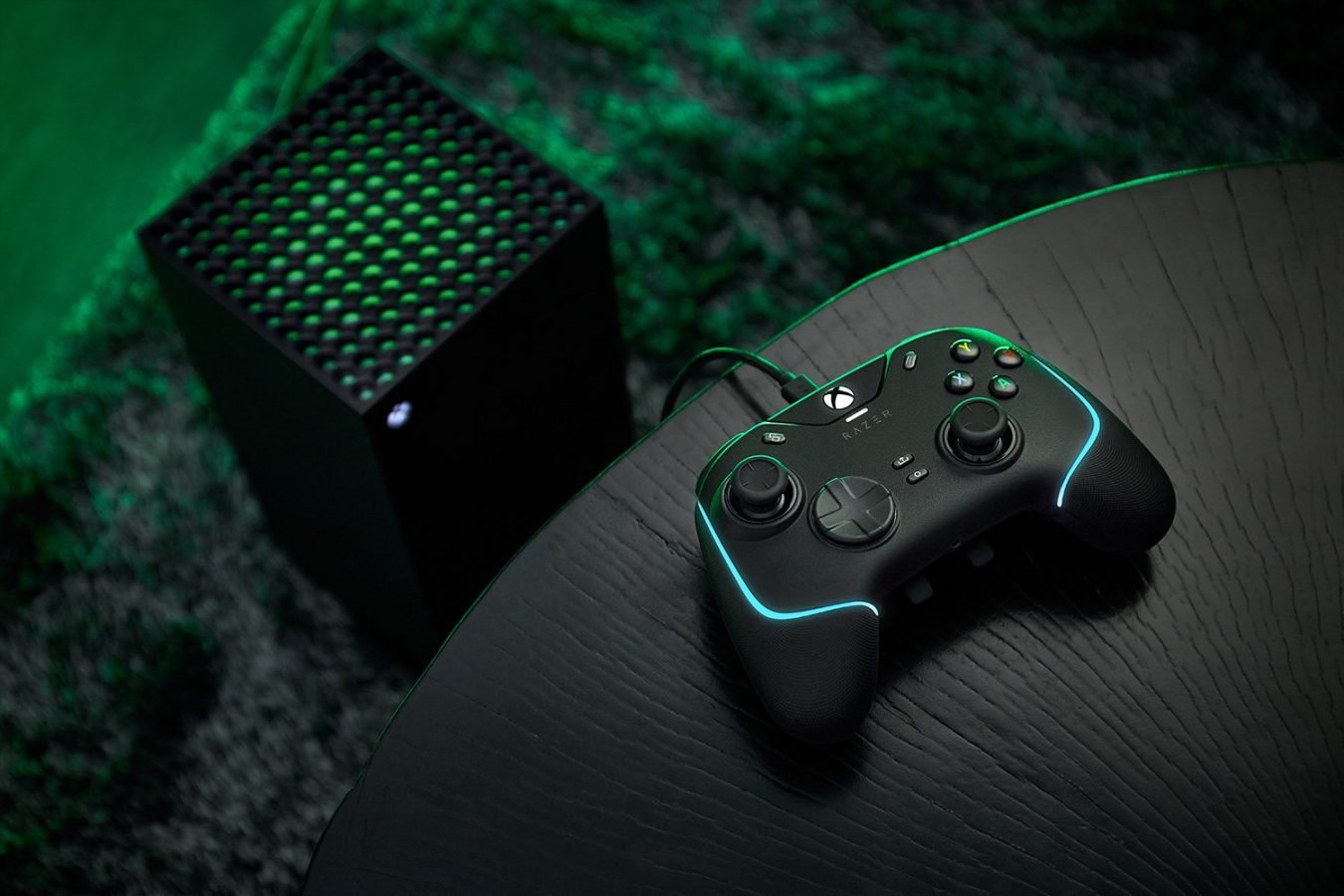 Razer Wolverine V2 Chroma z Xbox Series X