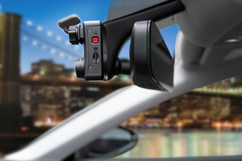 wideorejestrator Transcend DrivePro 10 kamera samochodowa