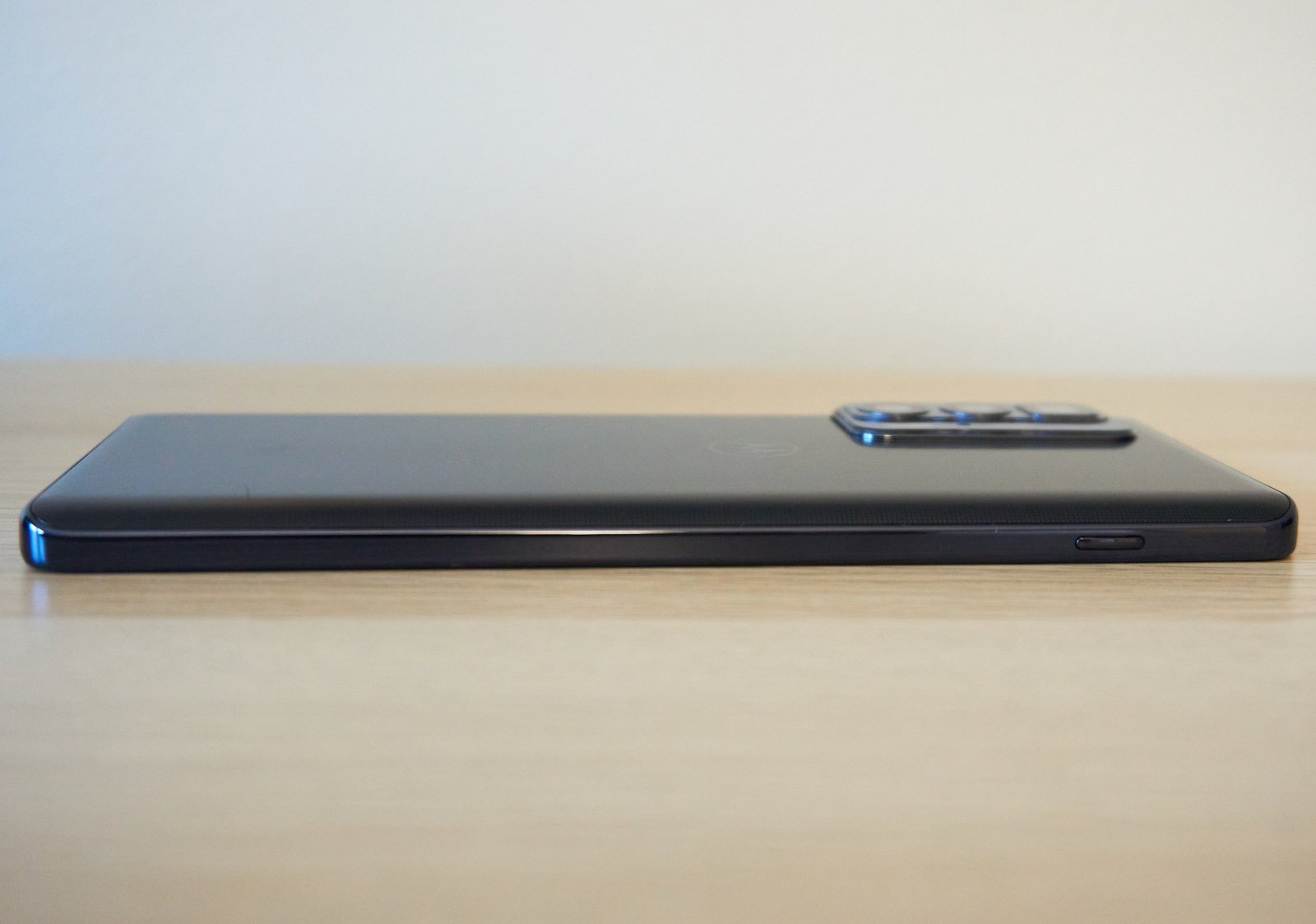 Motorola Edge 20 Pro fot. Tabletowo.pl