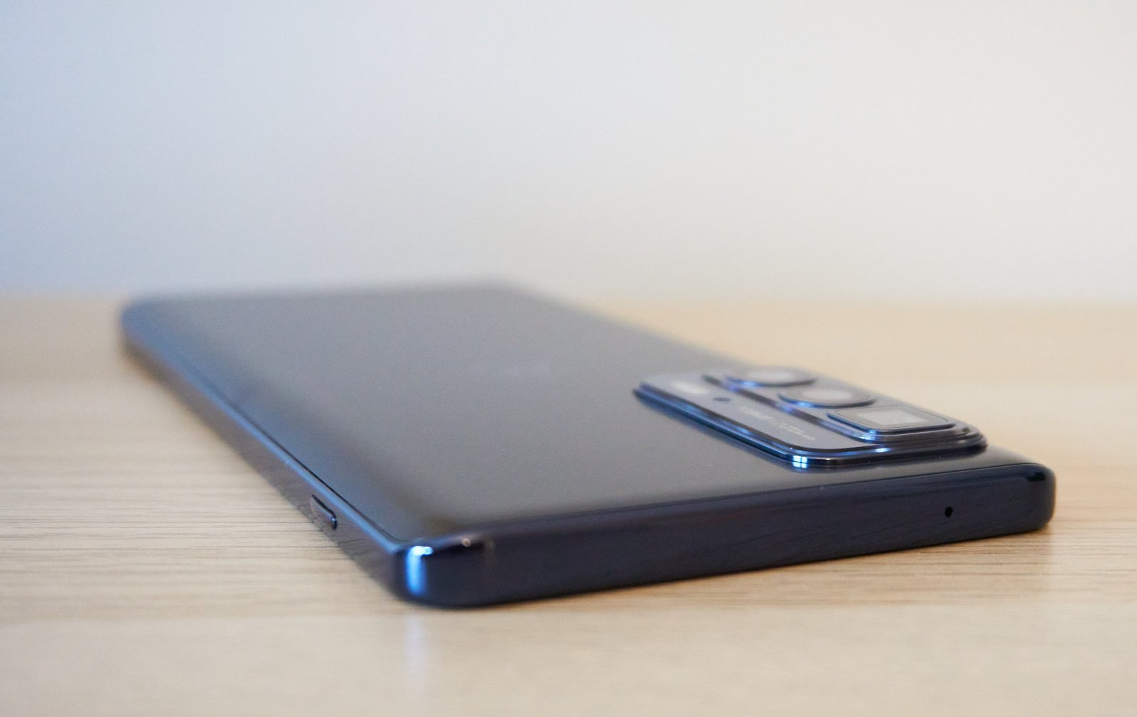 Motorola Edge 20 Pro fot. Tabletowo.pl