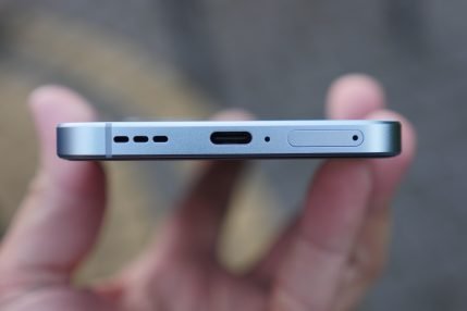 Oppo Reno 6 5G usb c