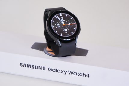 Samsung Galaxy Watch 4 galaxy watch 5 pro wear os 3 asystent google
