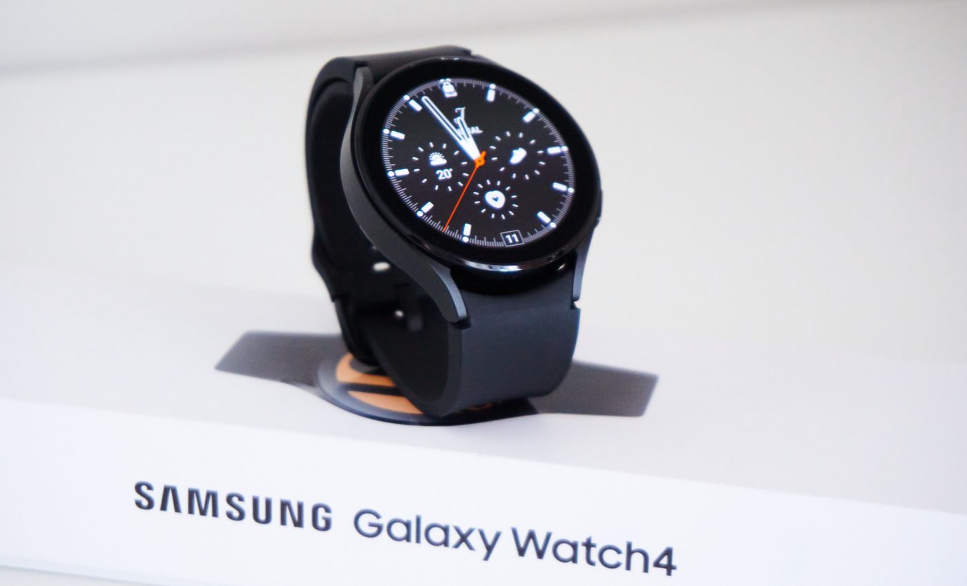 Galaxy Watch 4 de vânzare.  Galaxy Buds 2 și cu TIDAL