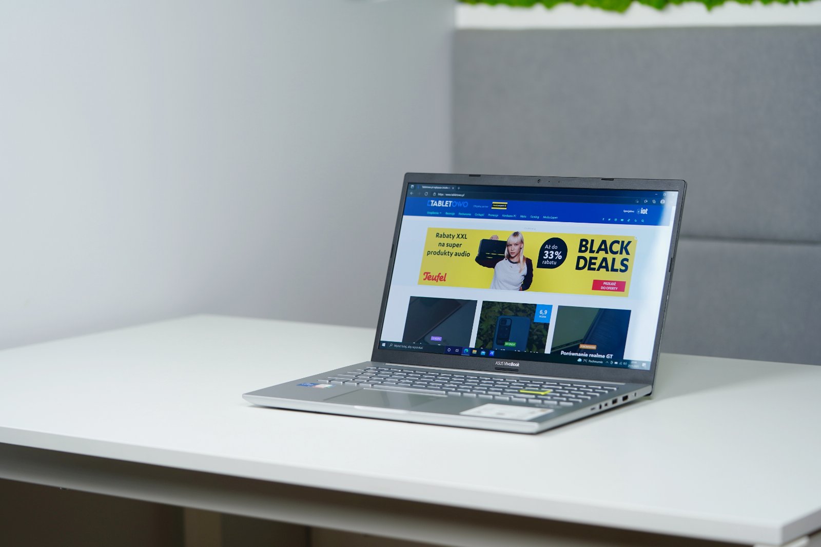 Asus Vivobook 15 OLED
