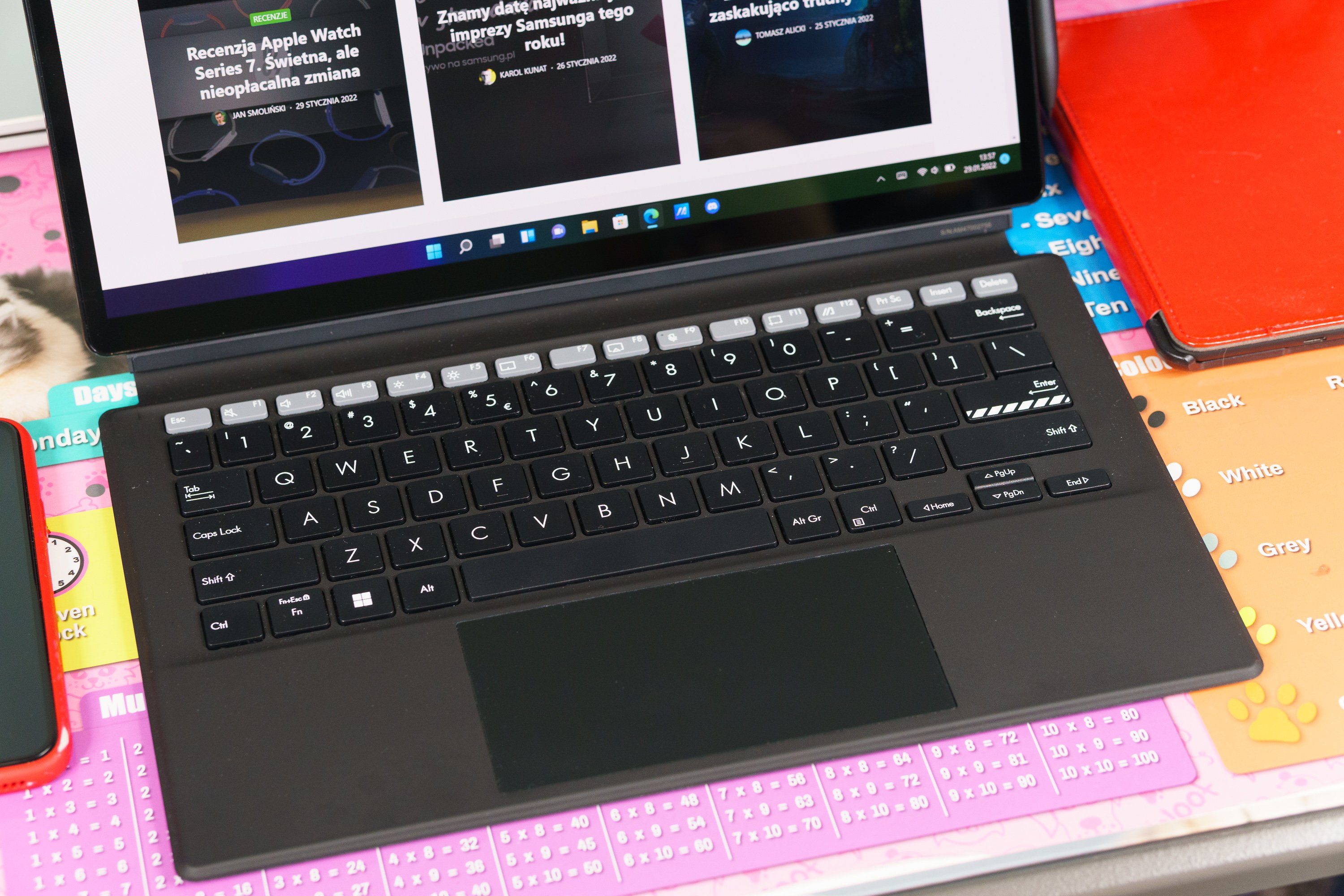 Asus Vivobook Slate T3300KA