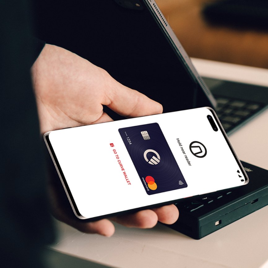 płatności zbliżeniowe na smartfonach Huawei dzięki Curve