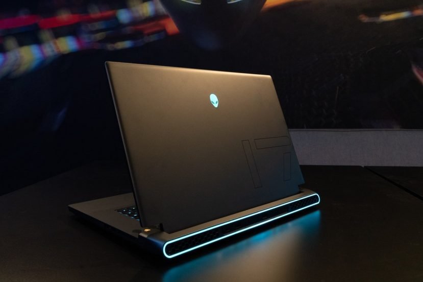 Alienware M17