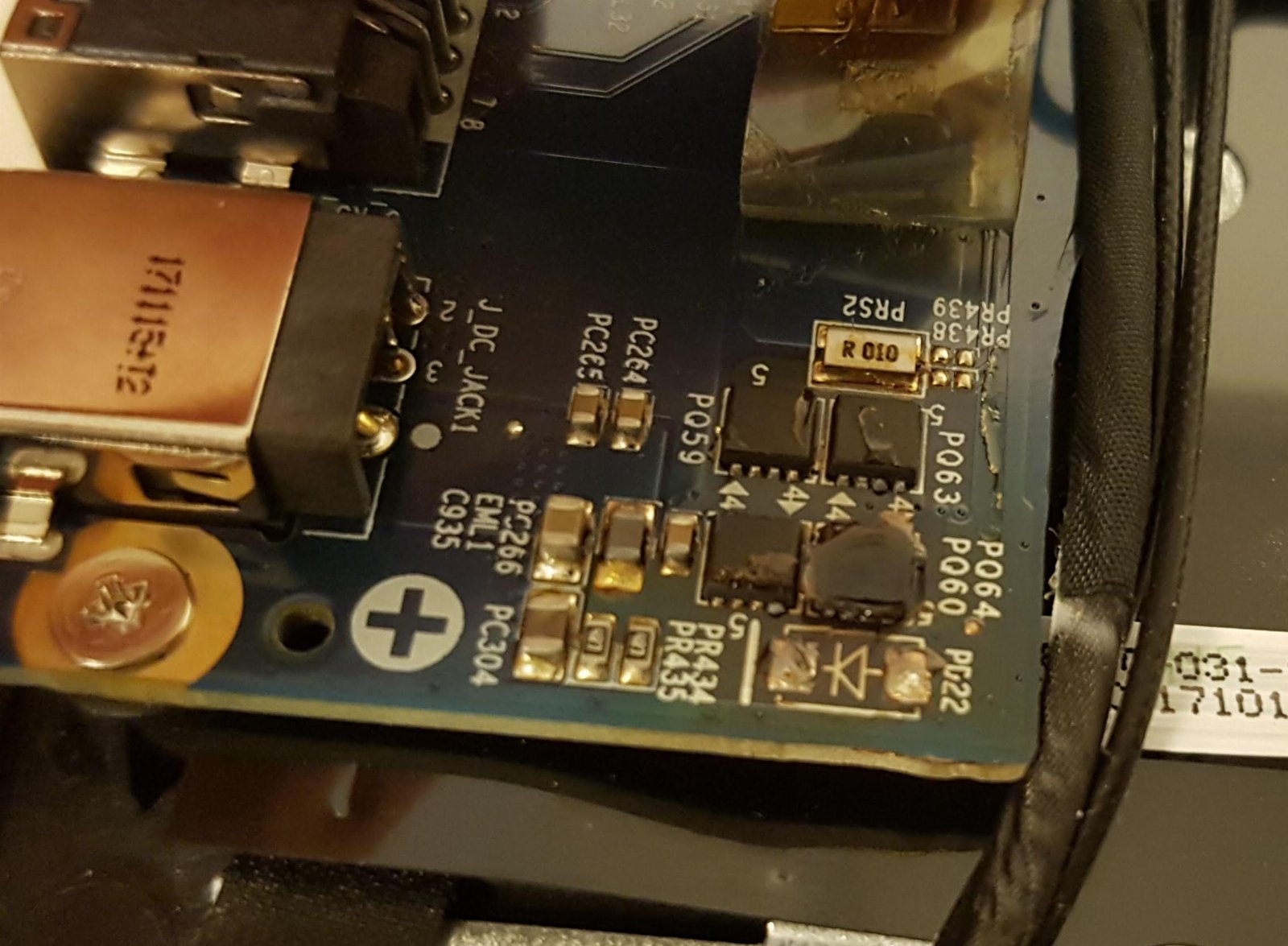 Zalany laptop