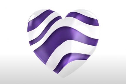 Play zestawy dla dwojga na Walentynki 2022 fioletowe serce purple heart