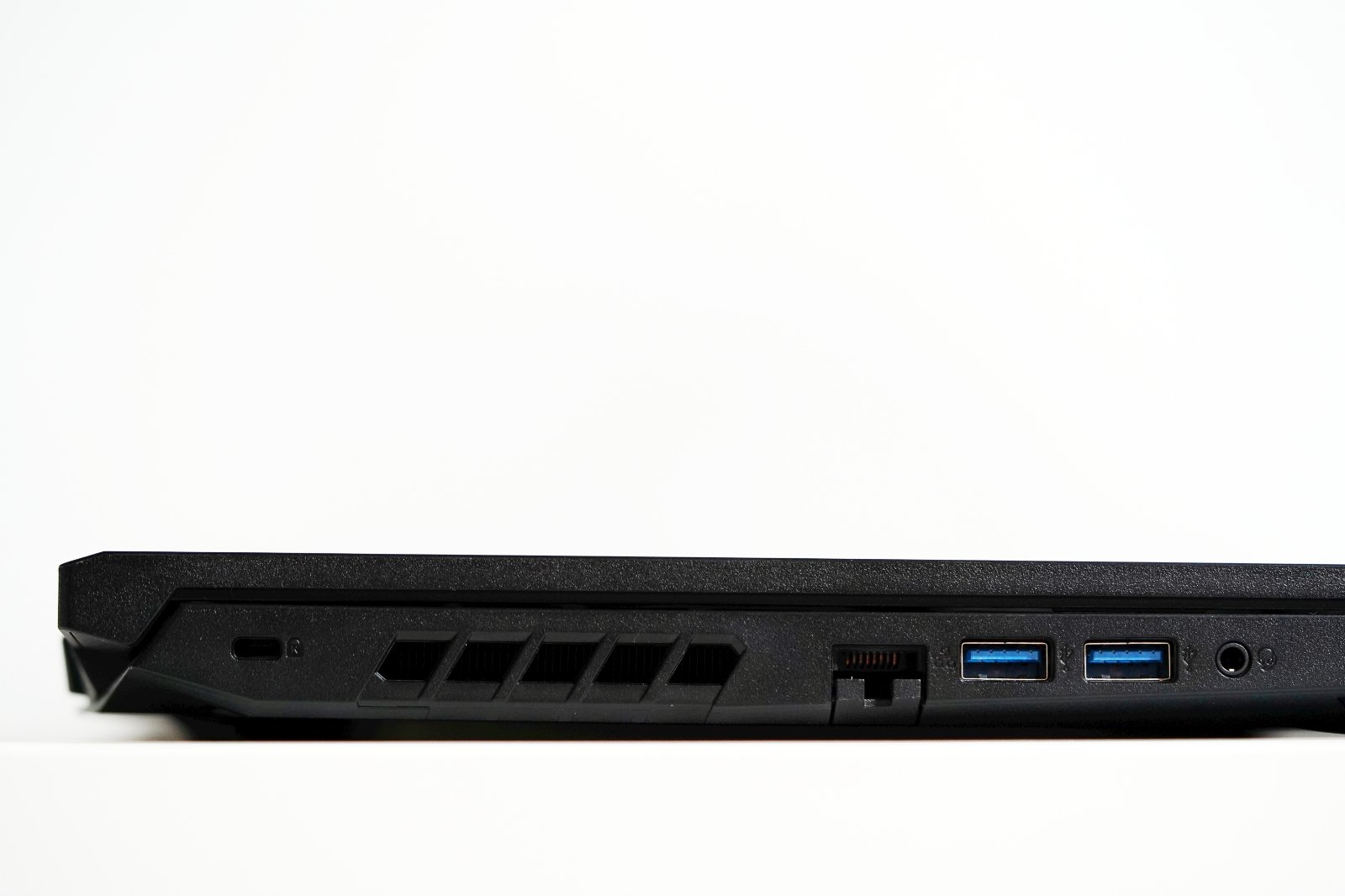 Acer Nitro 5 AN515-57