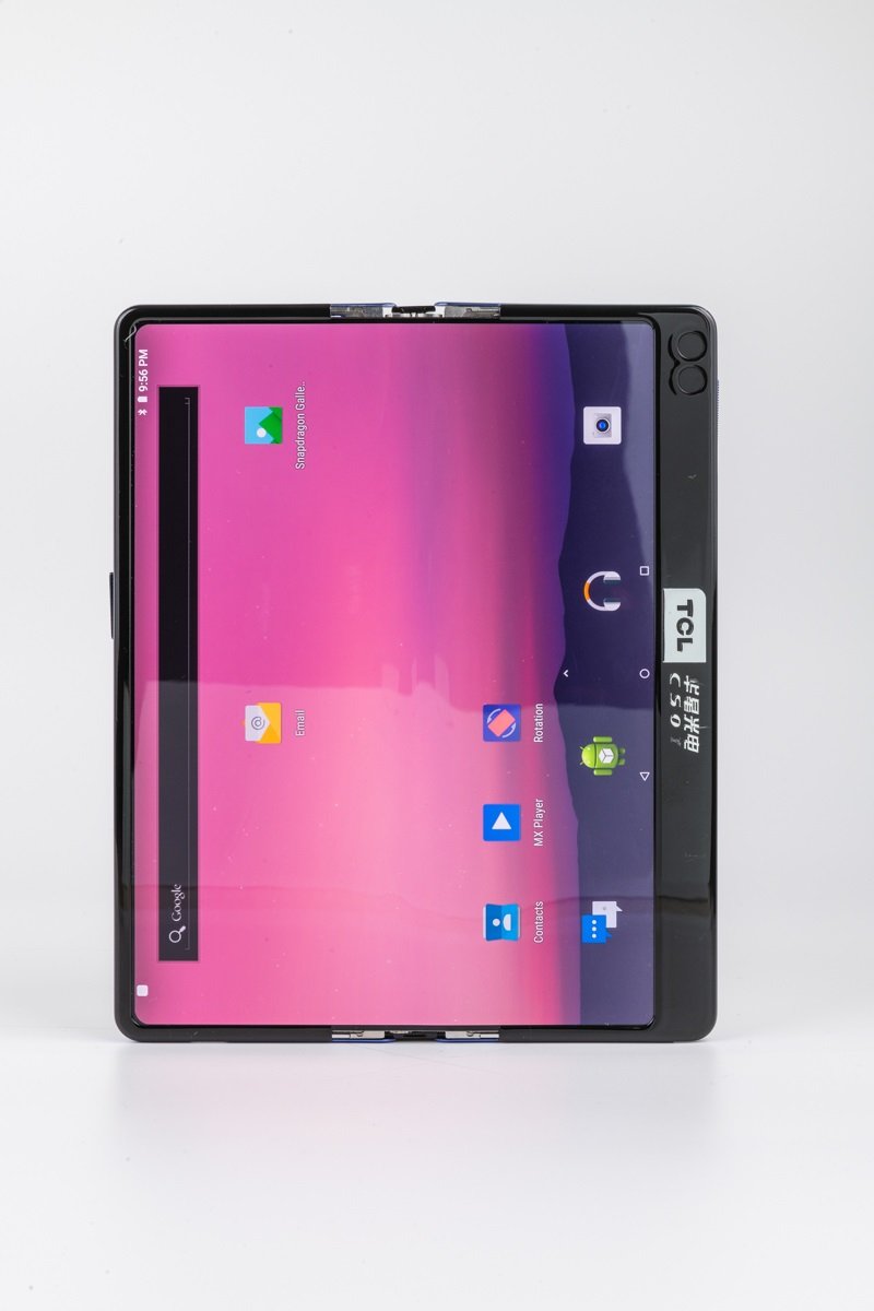 ekran wyświetlacz TCL Ultra Flex screen display