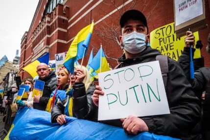 stop Putin no war Ukraine flag Ukraina flaga stop wojnie