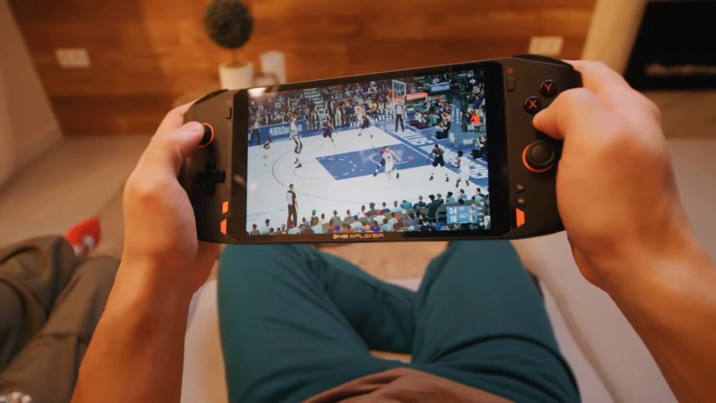 OnePlayerXMini (źródło: YouTube)