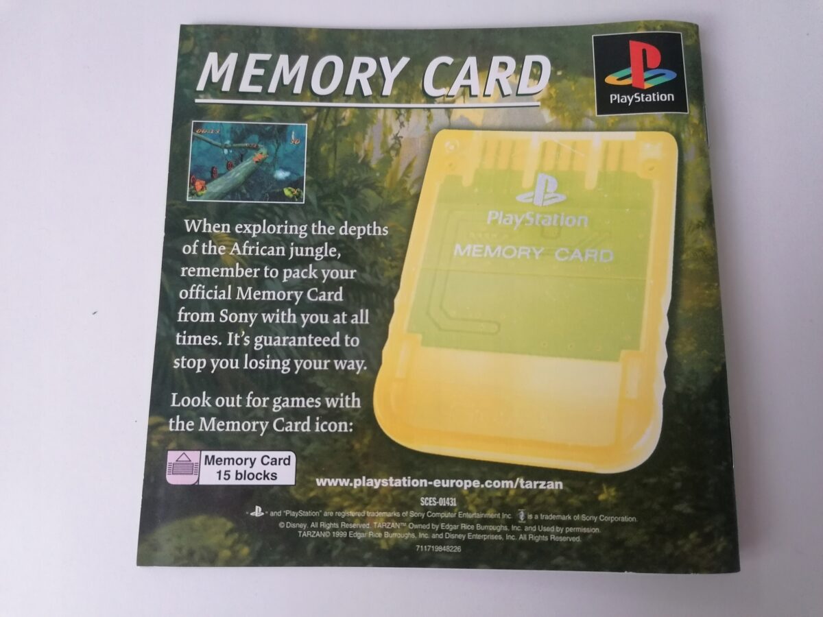 Karty pamięci były niezbędne, by móc zapisać postęp rozgrywki i spokojnie wyłączyć konsolę. Sony wolało je reklamować jako dodatkową opcję, zamiast dorzucać dysk twardy do starego PlayStation (źródło: Allegro)
