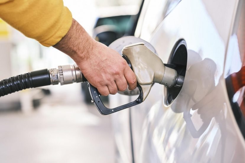 tankowanie stacja benzynowa paliwowa samochód auto benzyna