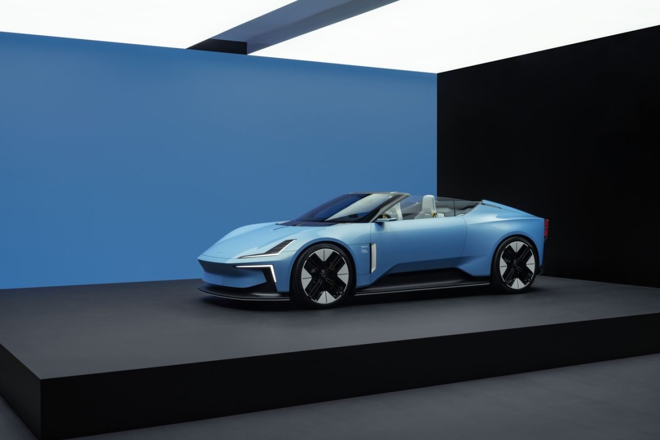 Polestar 6