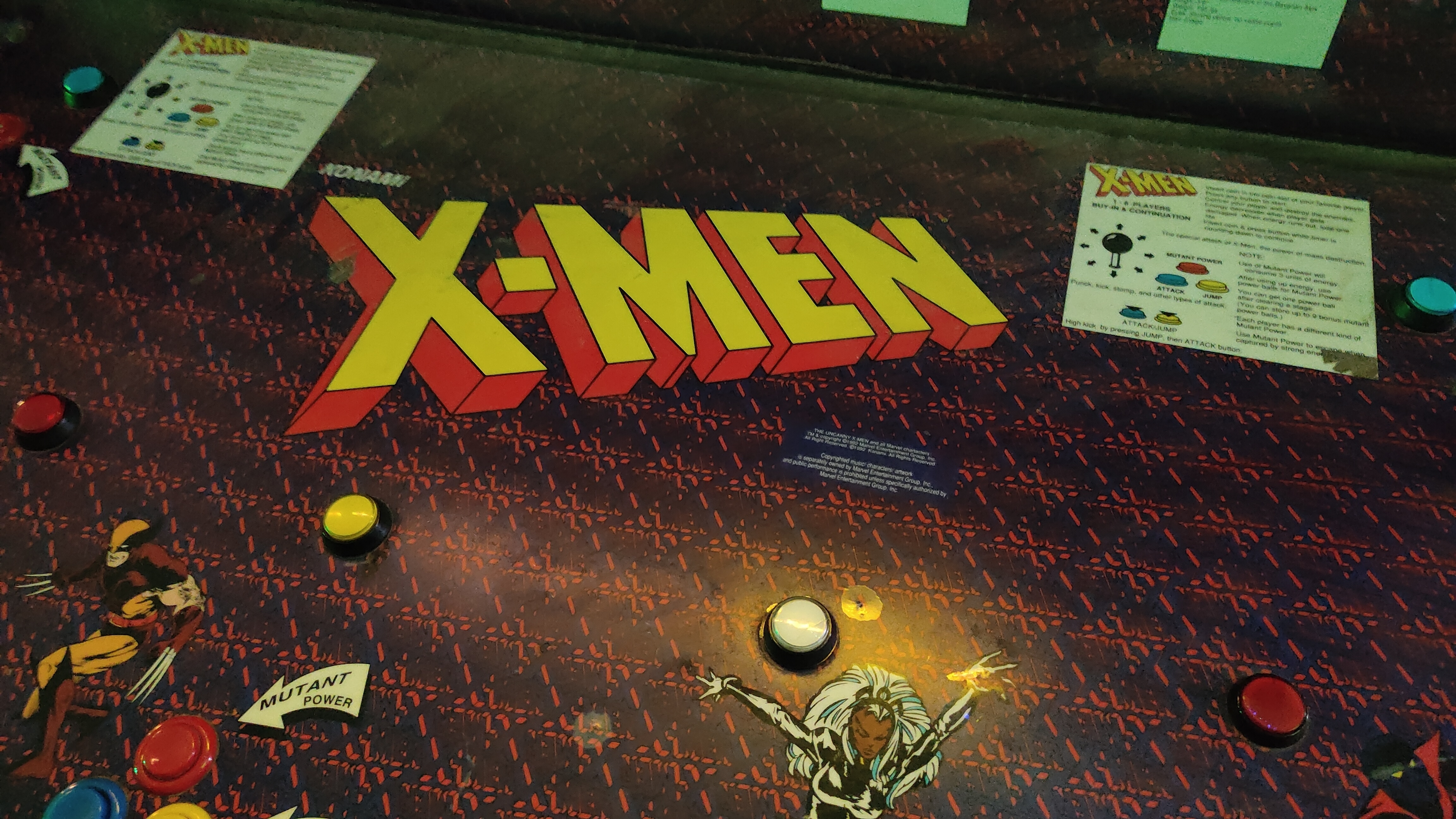 X-Men (1992) - jedna z gier dostępnych w Kraków Arcade Museum