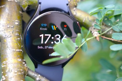 Samsung Galaxy Watch 5 wear os google maps