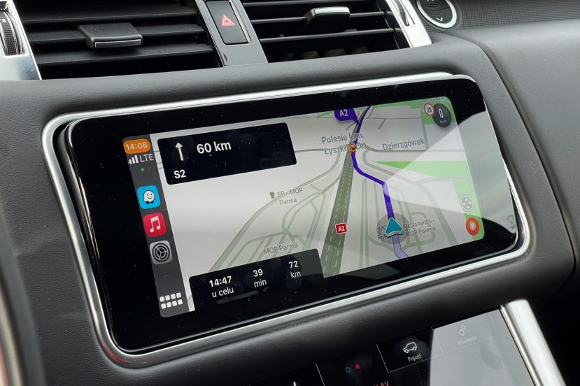 nawigacja Waze Apple CarPlay