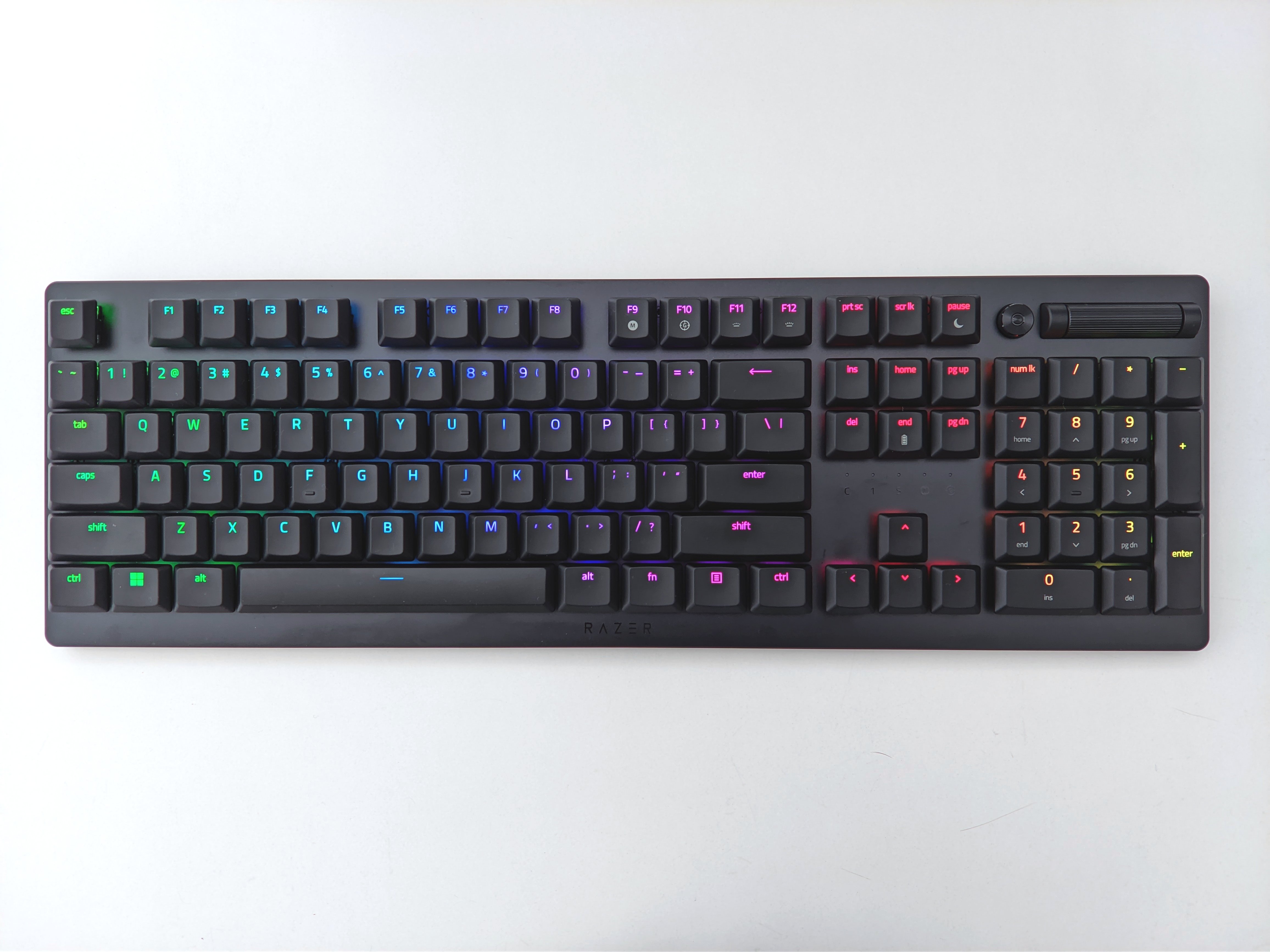 klawiatura Razer Deathstalker V2 Pro keyboard podświetlenie