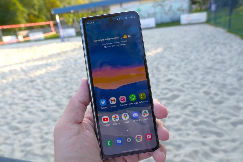 Samsung Galaxy Z Fold 4