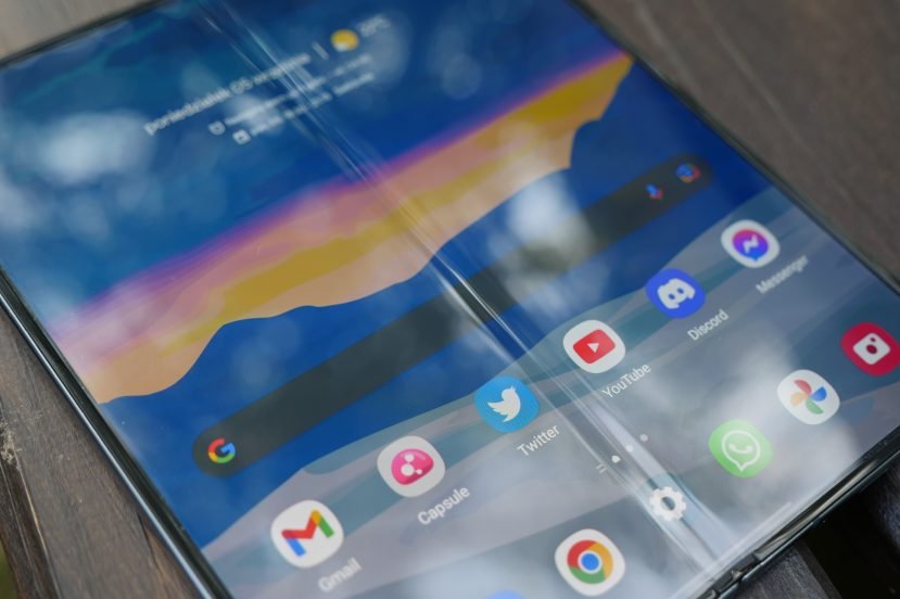 Samsung Galaxy Z Fold 4