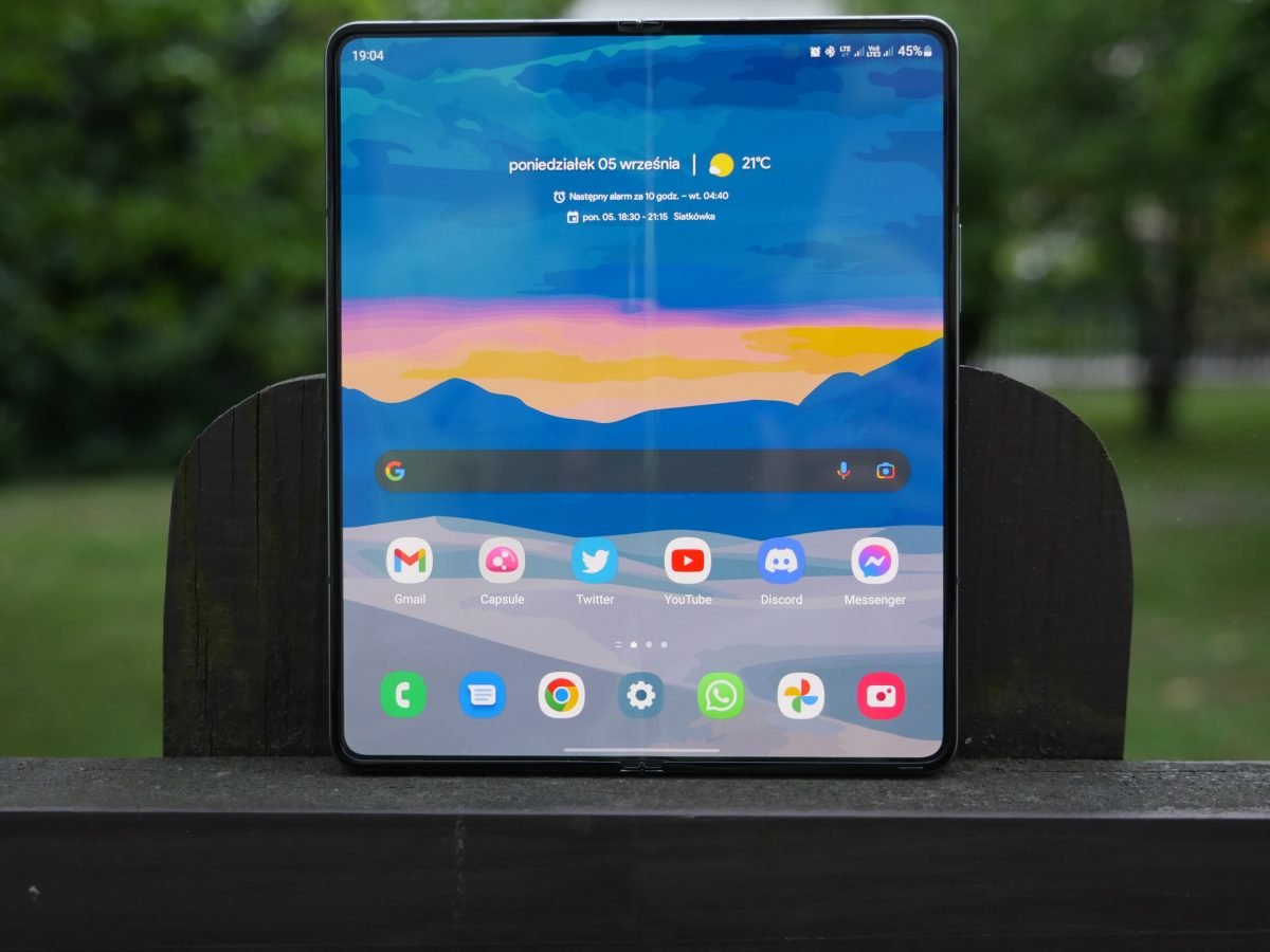 Samsung Galaxy Z Fold 4