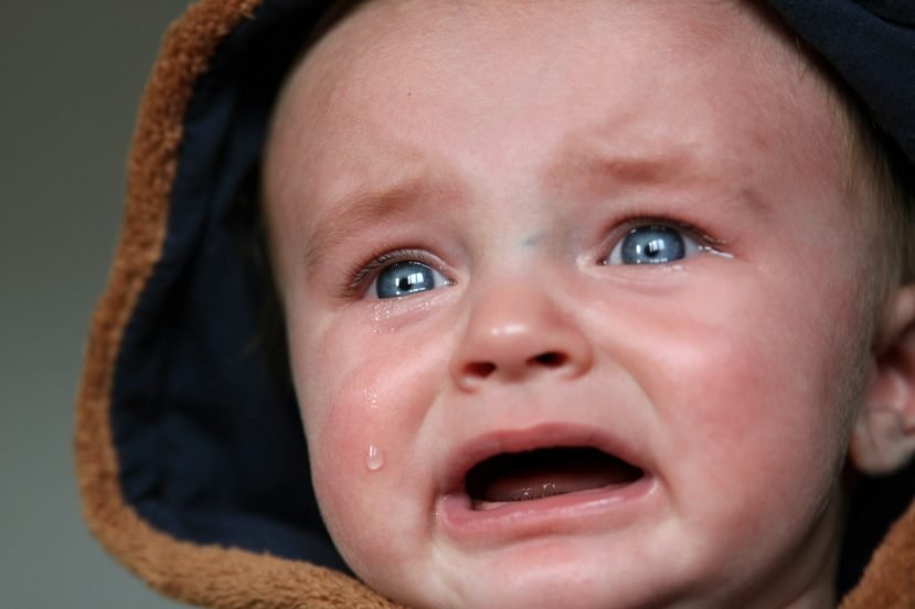 płaczące dziecko crying kid smutek sadness