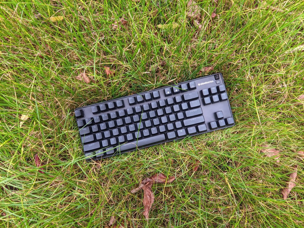 klawiatura SteelSeries Apex 9 TKL keyboard