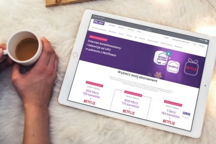 Grafika Play promocja świąteczna