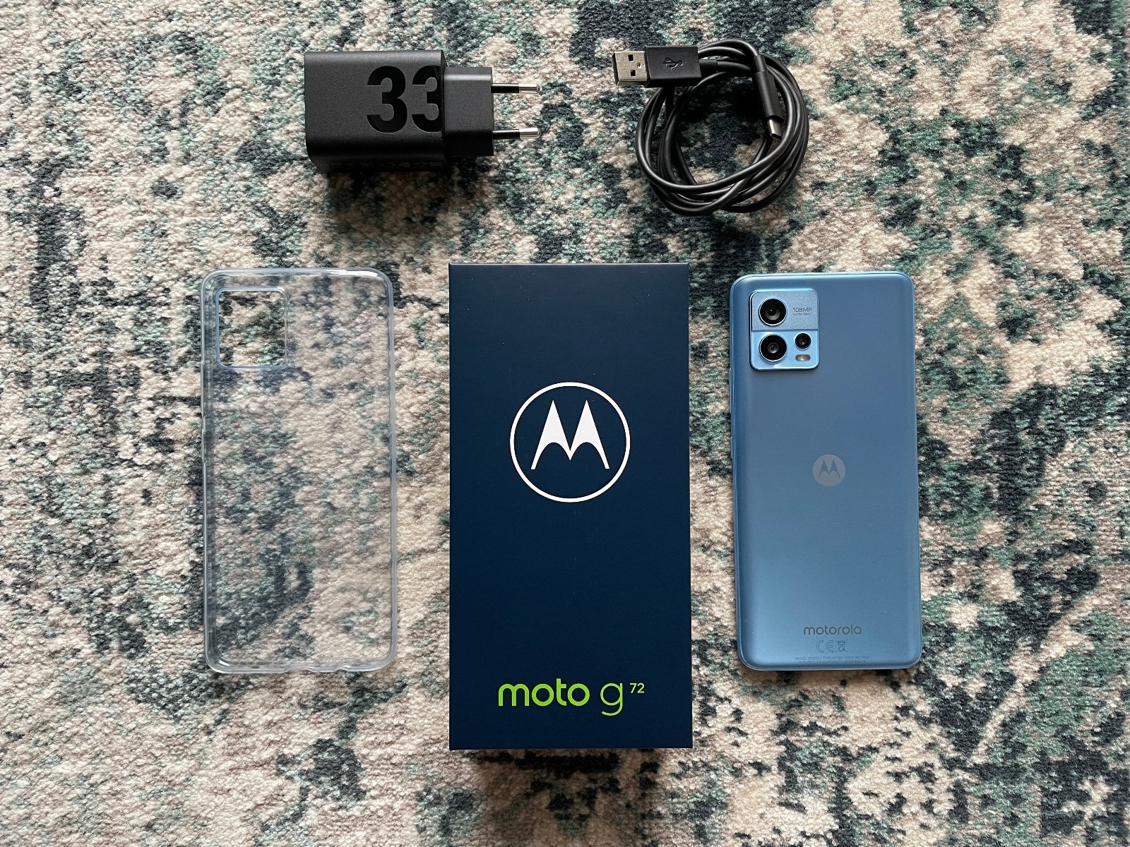 Zestaw sprzedażowy motorola moto g72 - fot. Tabletowo.pl