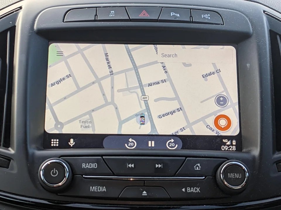 Waze w nowym Android Auto