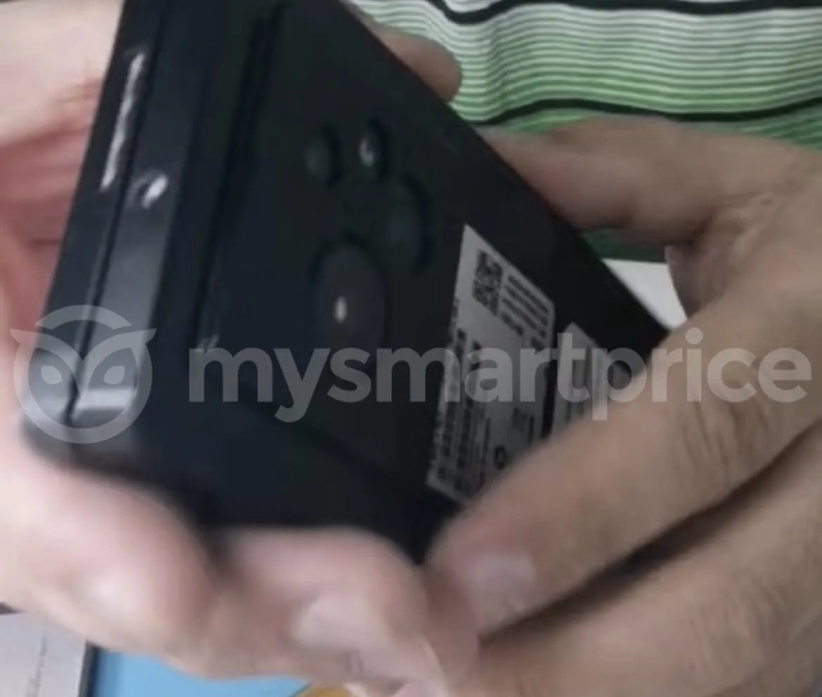 składany smartfon Tecno Phantom V Fold foldable smartphone