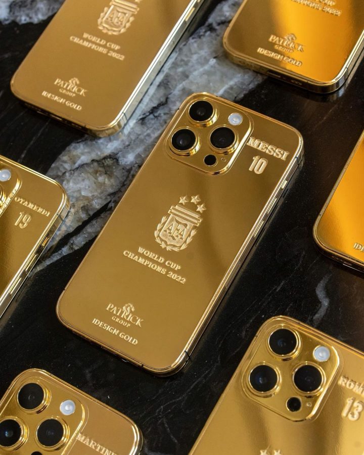 Messi złote iPhone'y