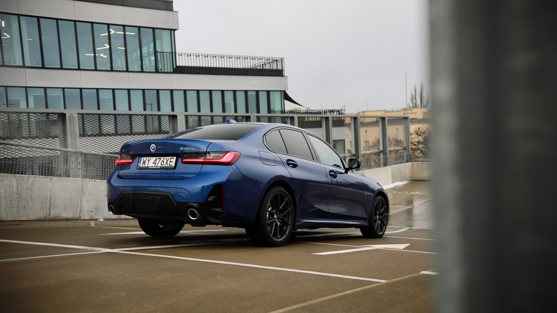 BMW 330e