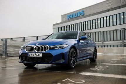 BMW 330e