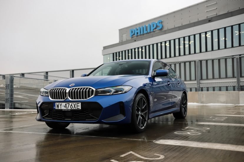 BMW 330e
