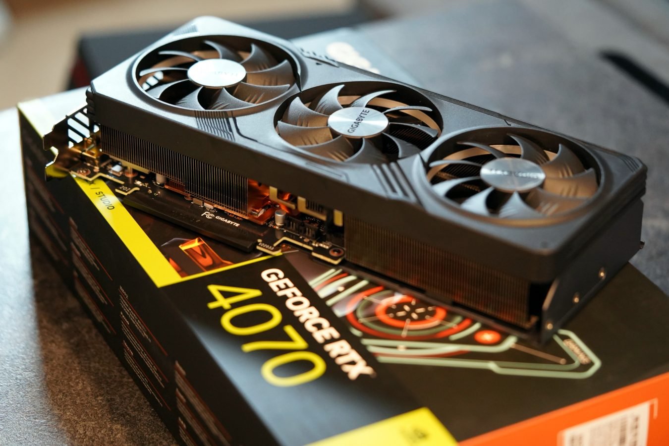 Gigabyte RTX­ 4070 GAMING OC 12G