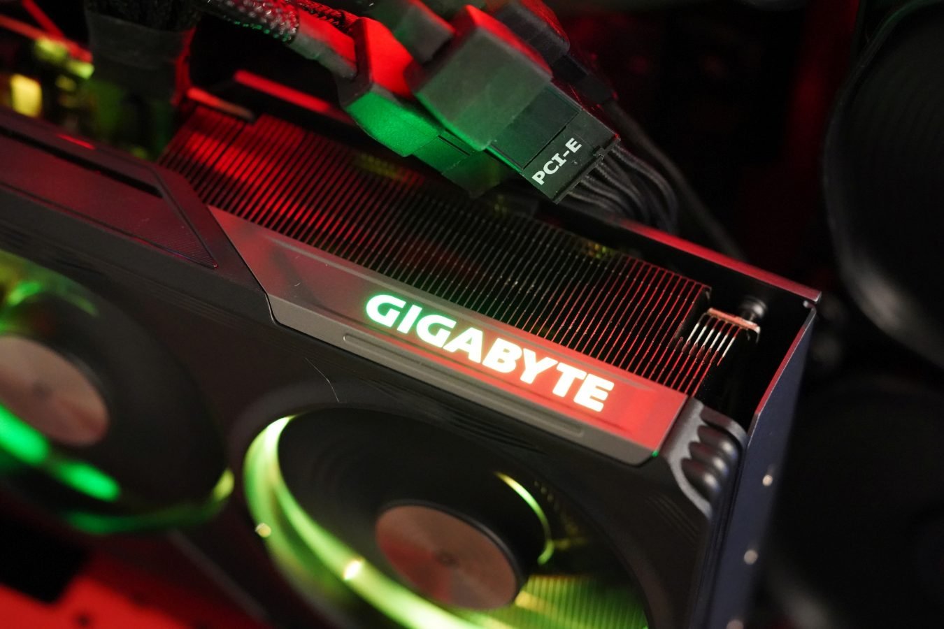 Gigabyte RTX­ 4070 GAMING OC 12G