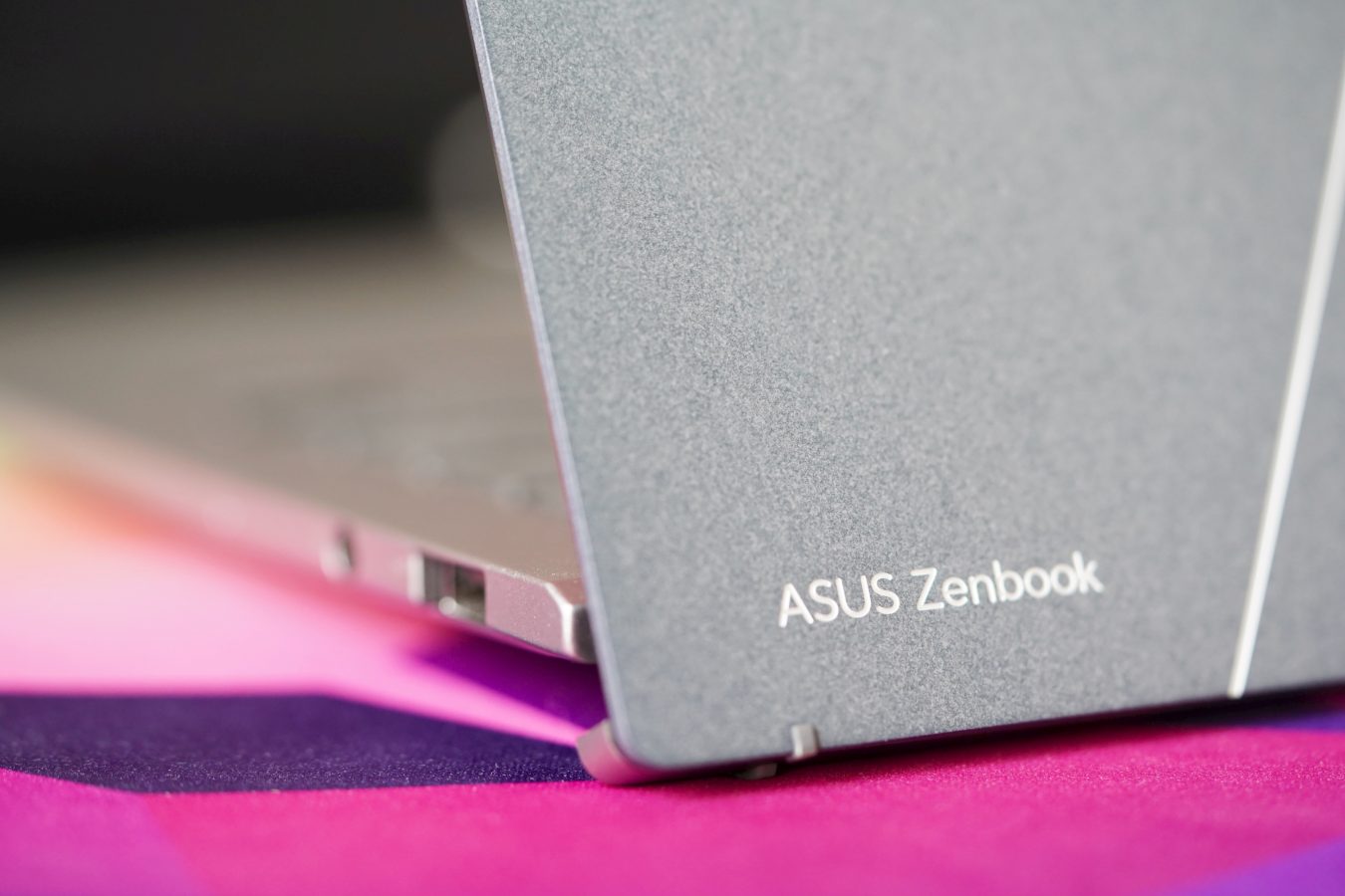 Asus Zenbook S 13 OLED (UX5304)
