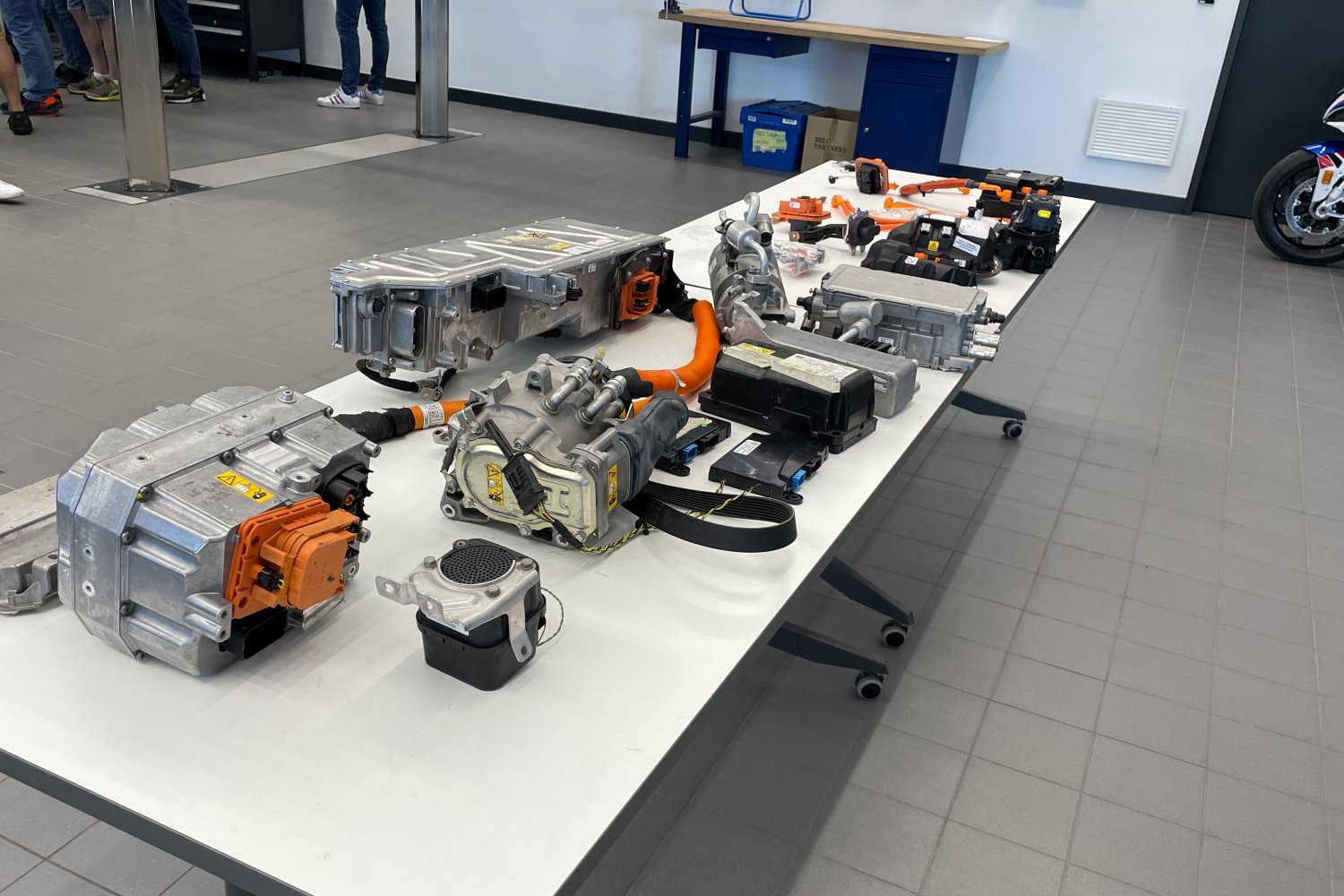 BMW mechanik szkolenie