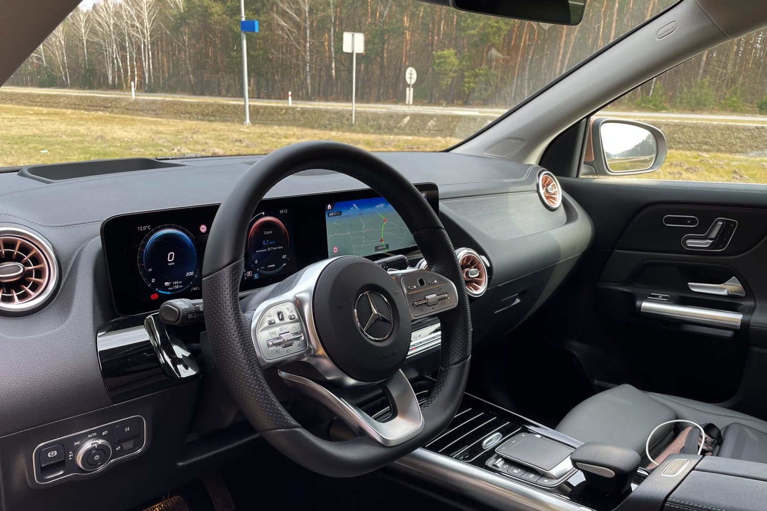 Mercedes EQA test