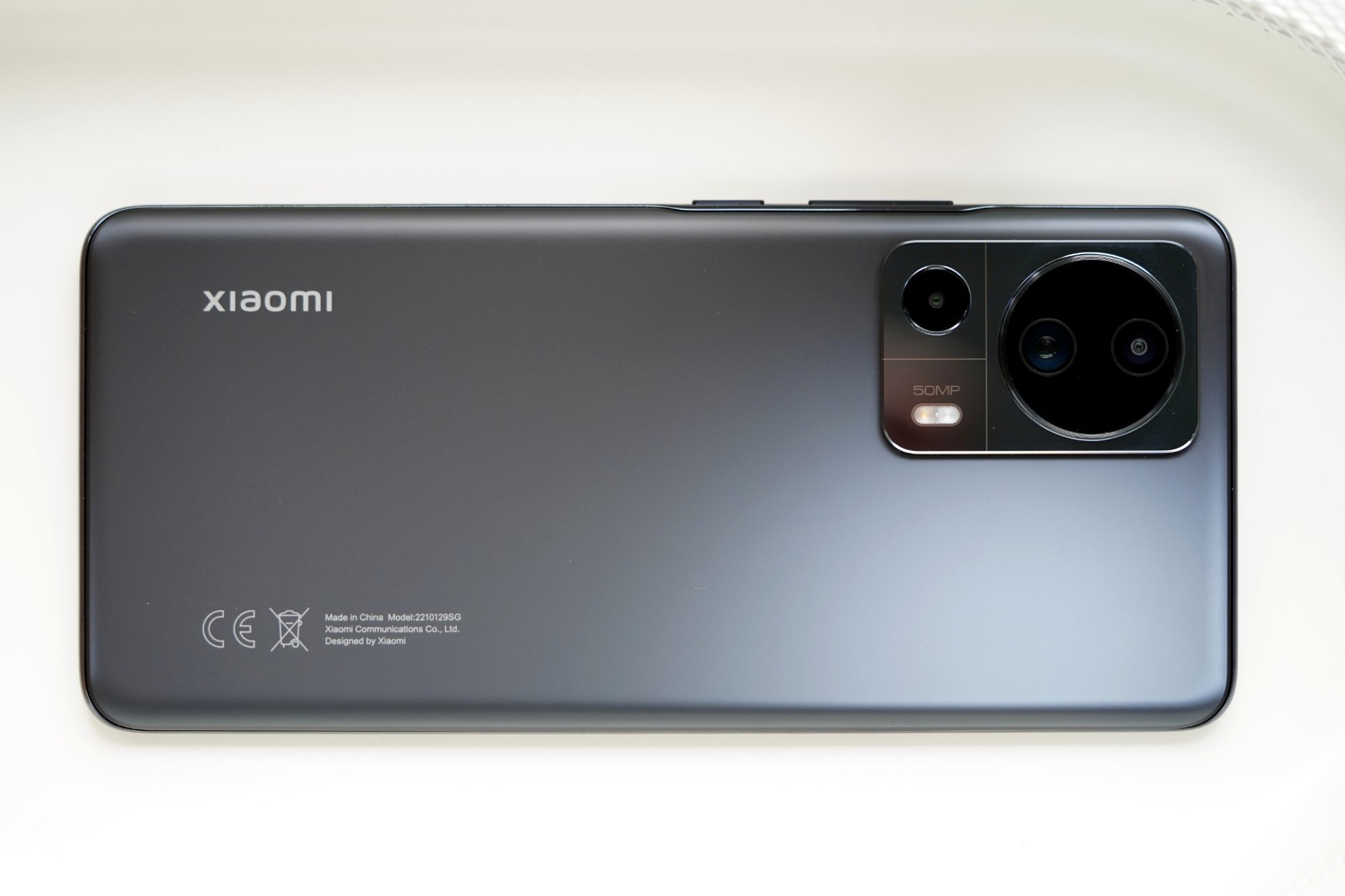 Xiaomi 13 lite smartfon