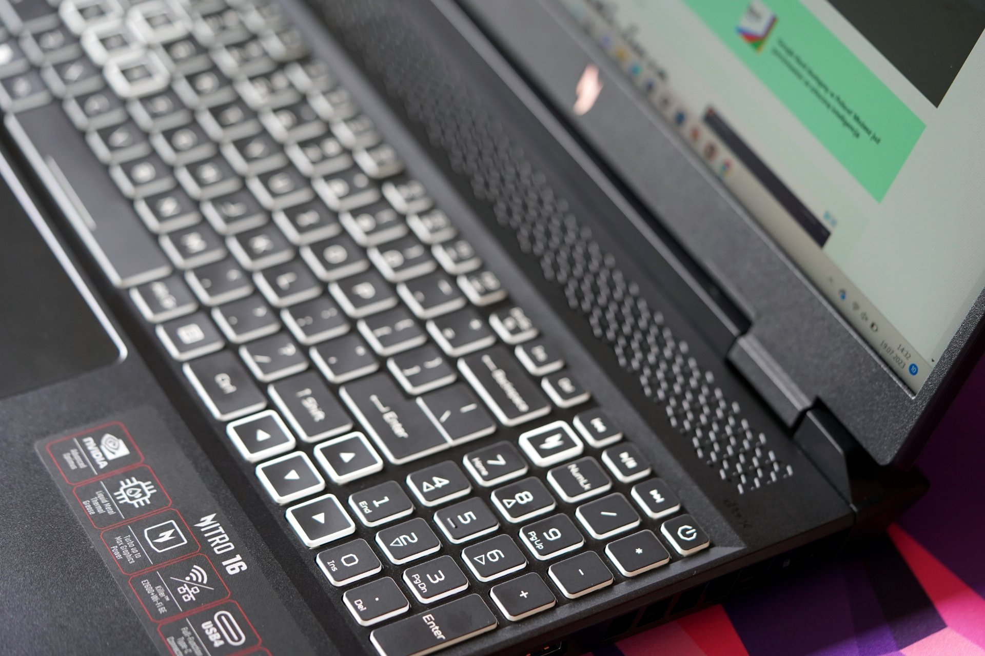 Acer Nitro 16
