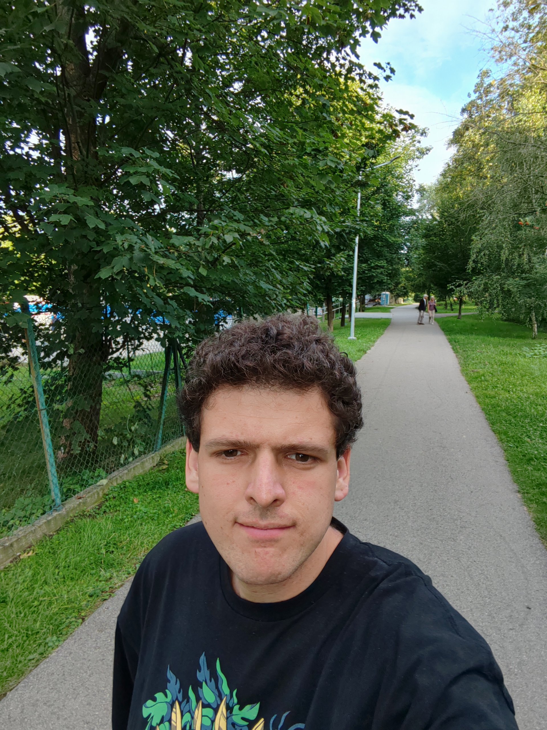 Honor 90