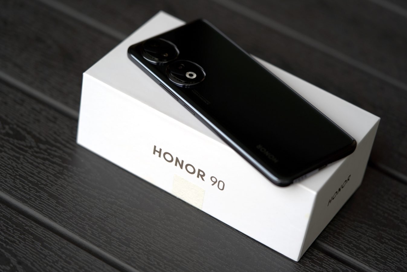 Honor 90 fot. Tabletowo.pl