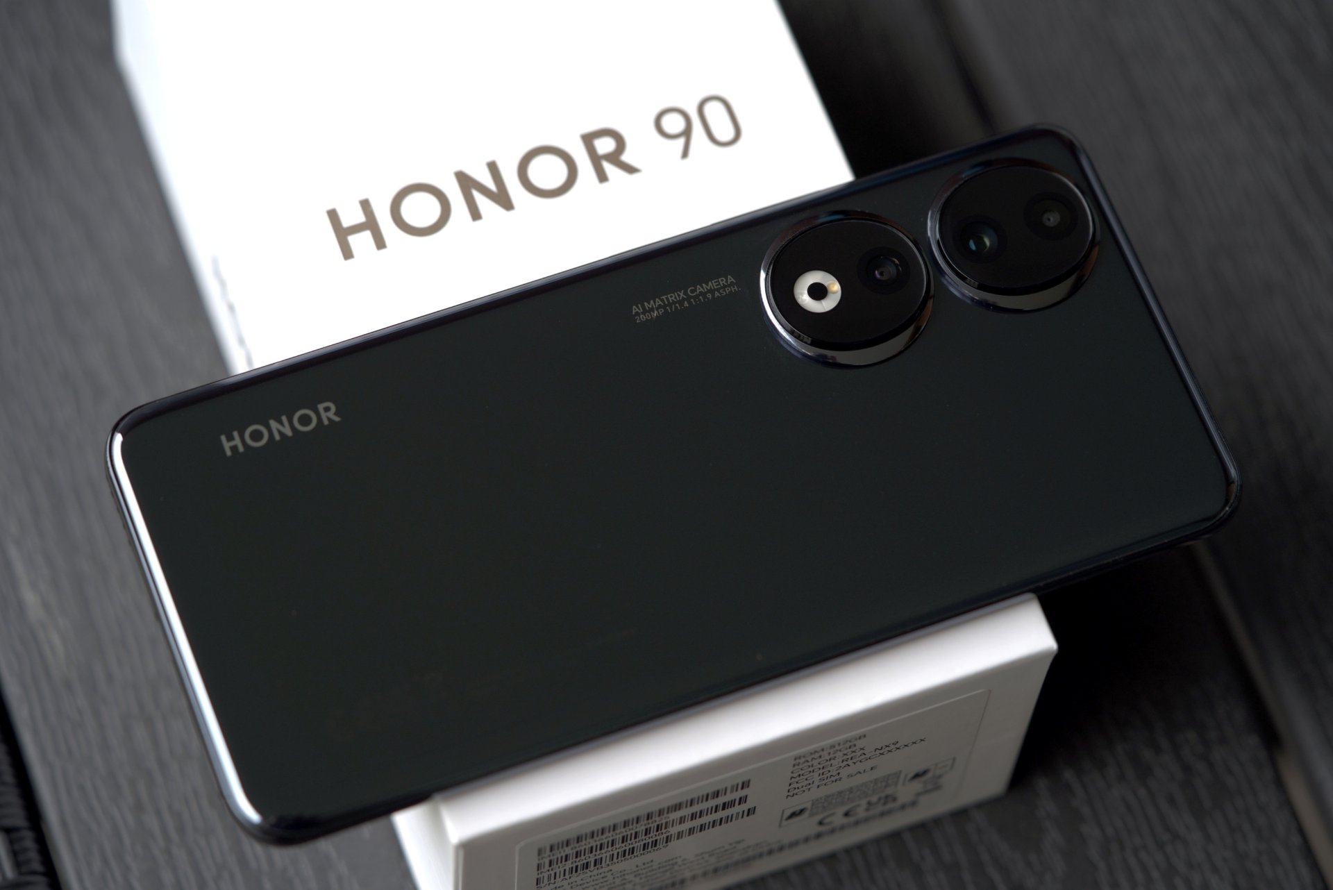Honor 90 fot. Tabletowo.pl
