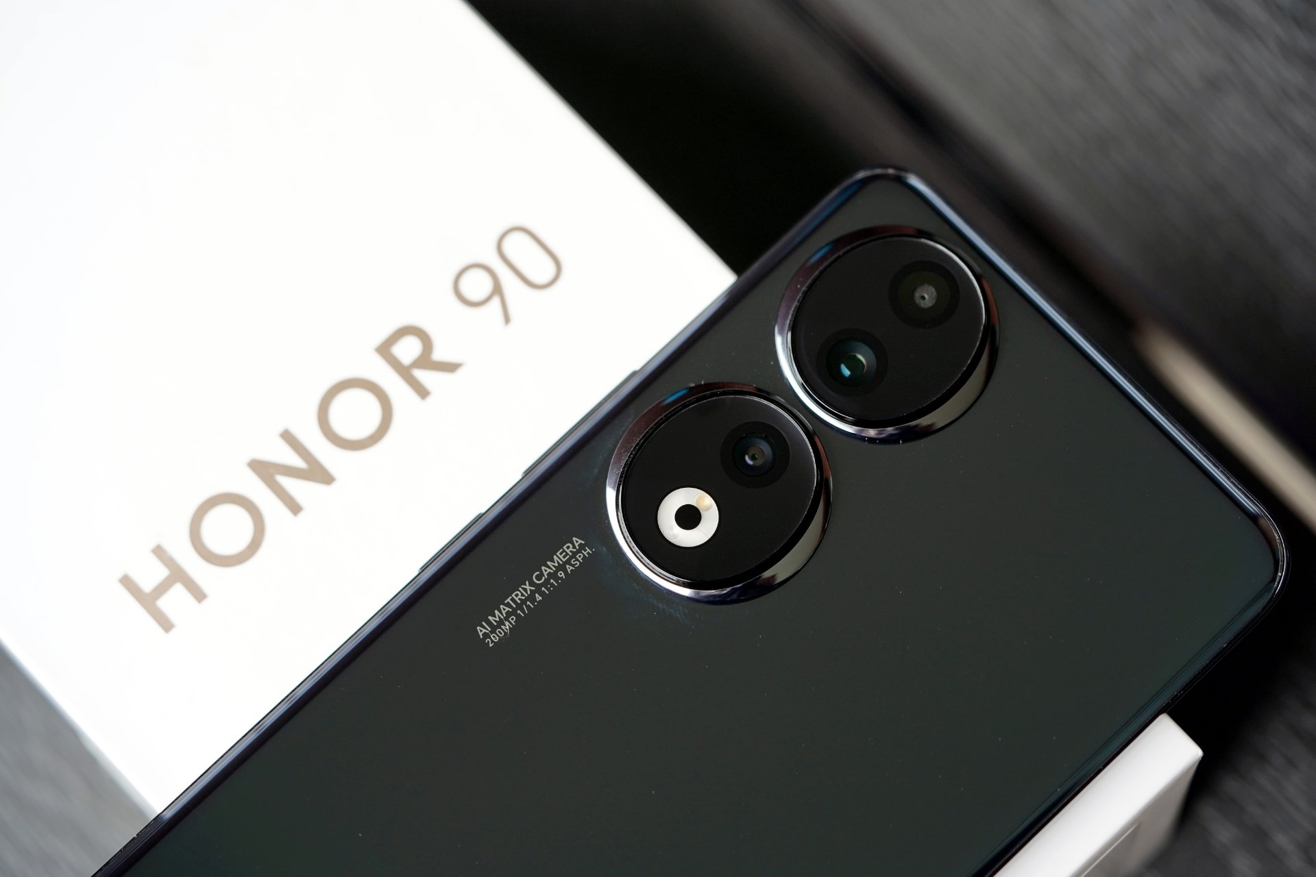 Honor 90 fot. Tabletowo.pl