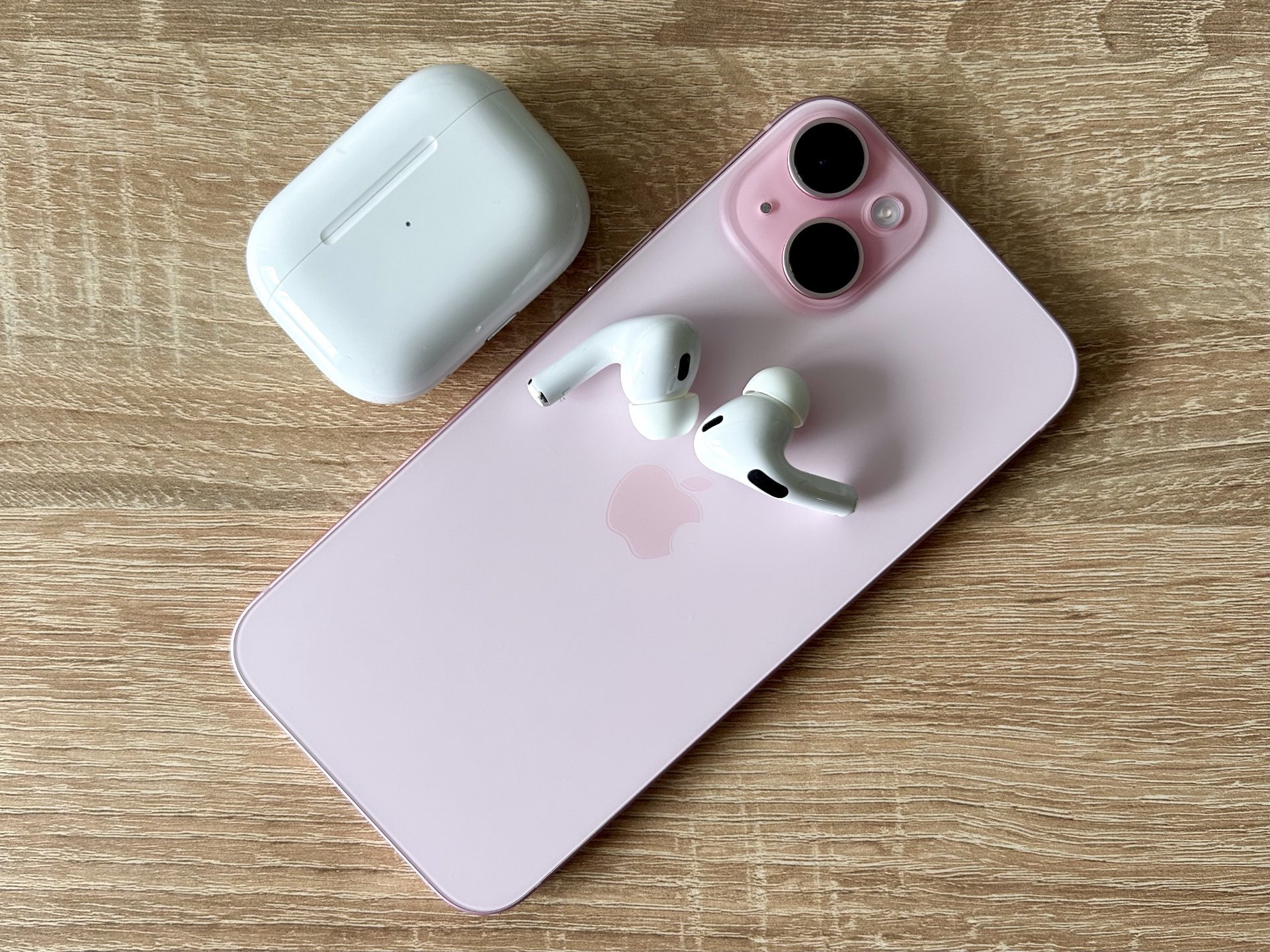 AirPods Pro 2 iPhone 15